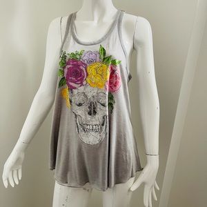 NWOT Chaser skull top
